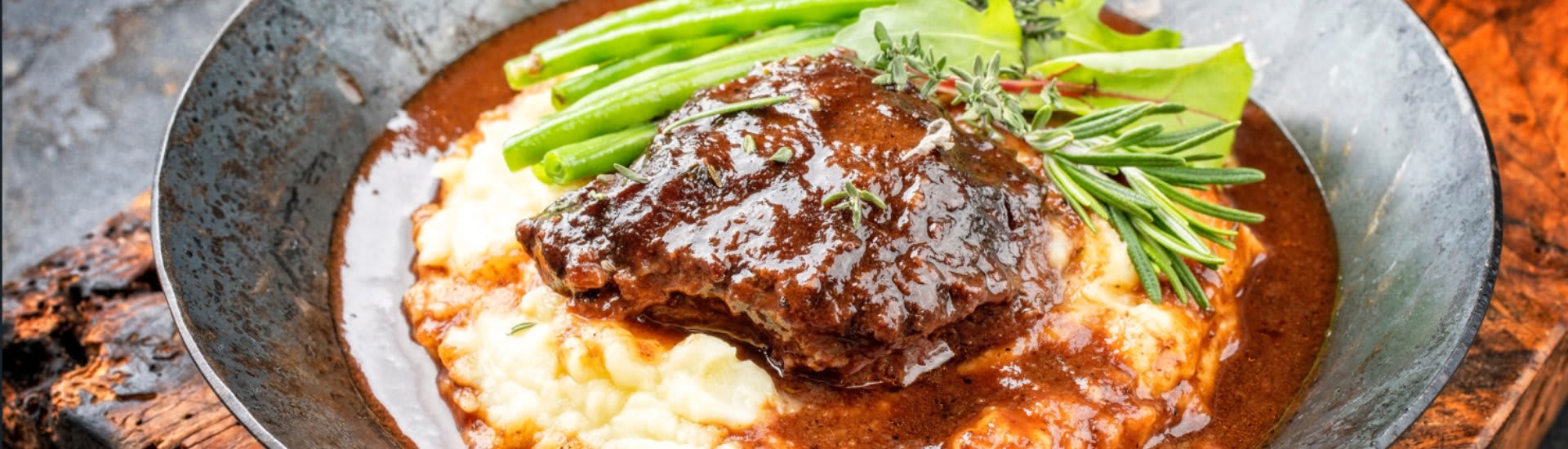 Restaurants in Cable Beach Dine at Oaks Cable Beach Resort