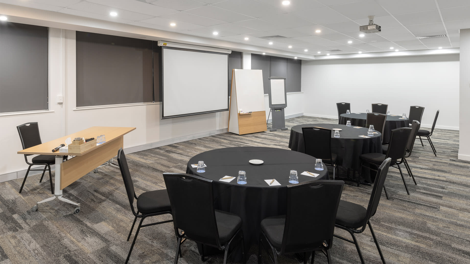 Oaks Perth Hotel Conference Venue