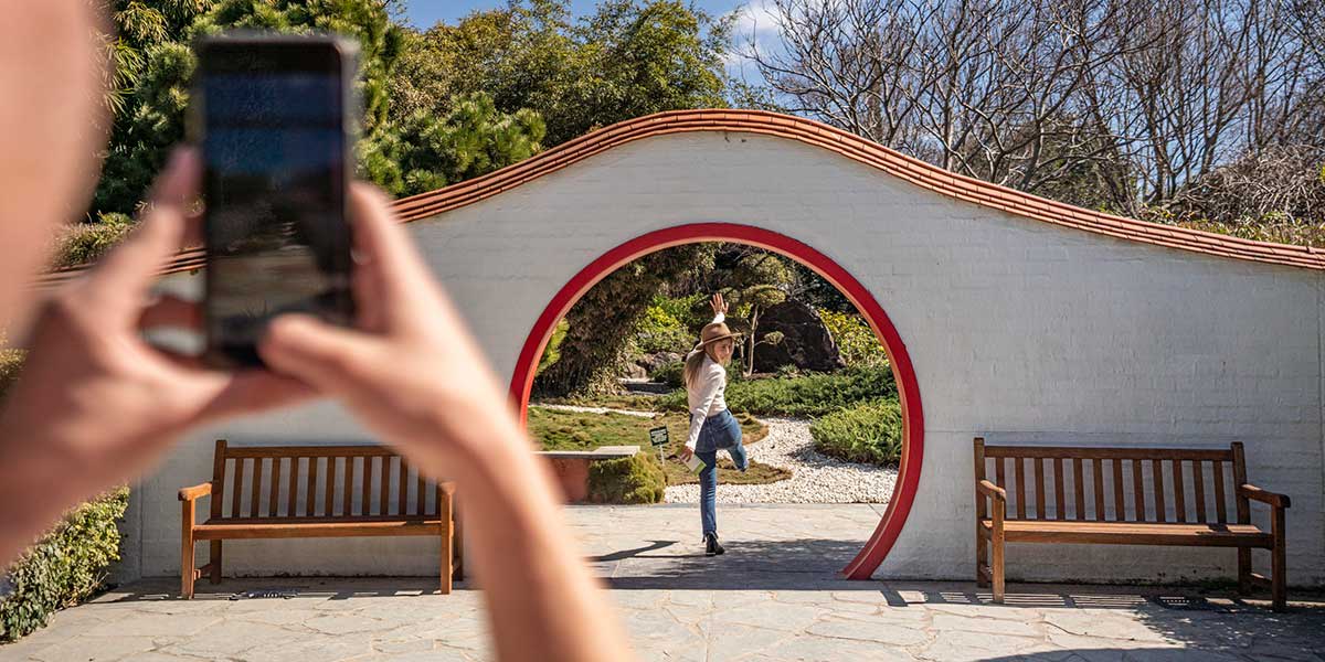 Picture-taking at the Hunter Valley Gardens in Australia