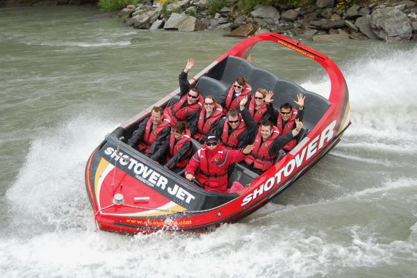 Jetboat in Queenstown in New Zealand near Oaks Hotels 