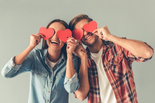 Couple on Romantic Holiday enjoying oaks Hotels Romance Package inclusions Australia