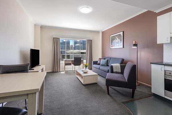 Oaks Sydney Goldsbrough Suites 1 Bedroom City Skyline