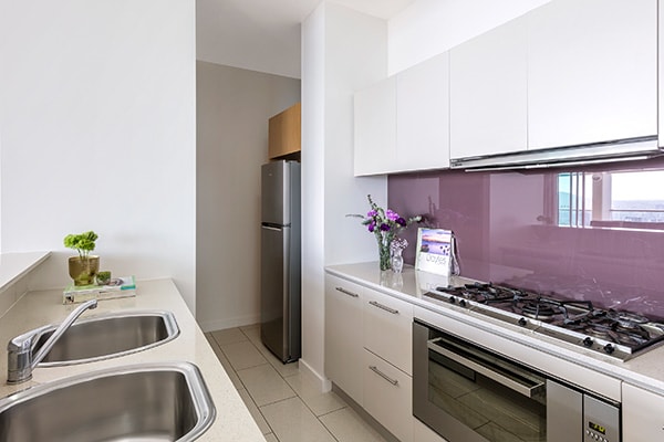 Oaks Brisbane Casino Tower Suites 3 Bedroom Apartment fully equipped Kitchen