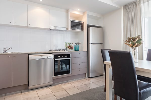 Oaks Brisbane Felix Suites 1 Bed Apartment fully equipped kitchen 