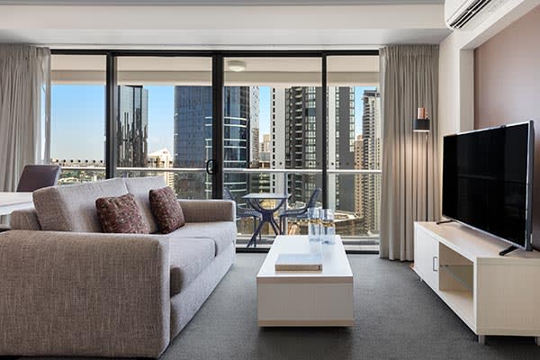 Oaks Brisbane Felix Suites 1 Bed Apartment Living Room with nice city view from the balcony 