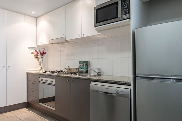 Oaks Brisbane Felix Suites 1 Bed Executive Fully equipped Kitchen with fridge, oven, microwave and dishwasher