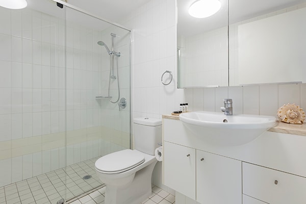 bathroom two with shower at Oaks Brisbane on Felix Suites 2 Bedroom Story Bridge View 