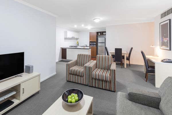 Oaks Brisbane Lexicon Suites 2 Bedroom Executive Living