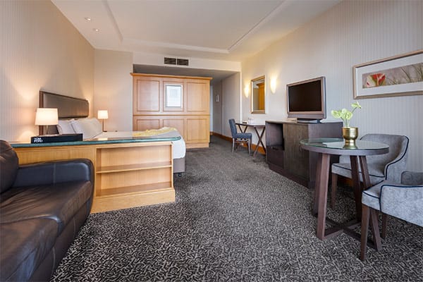 Oaks Gold Coast Hotel Room