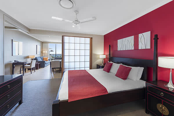 Oaks Resort Spa Hervey Bay 1 Bedroom Premier Ocean View Bedroom
