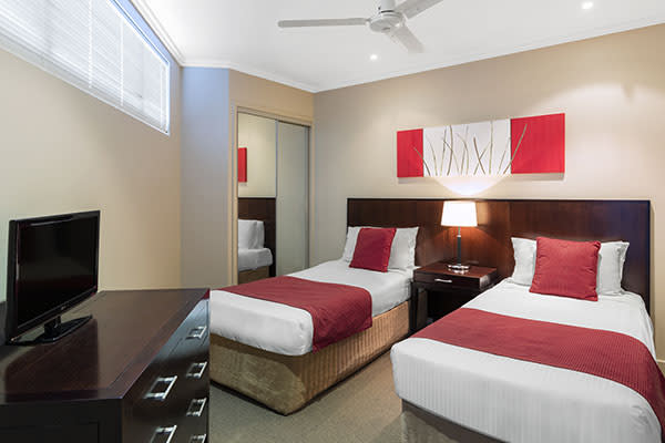 Oaks Resort Spa Hervey Bay 3 Bedroom Premier Ocean View Bedroom