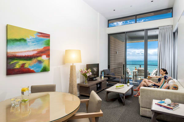 affordable 1 bedroom apartment accommodation at Mon Komo Hotel in Redcliffe with TV and wi-fi