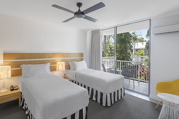 twin single beds Oaks Resort Port Douglas