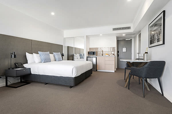 Oaks Toowoomba Hotel Two Bedroom Dual Room