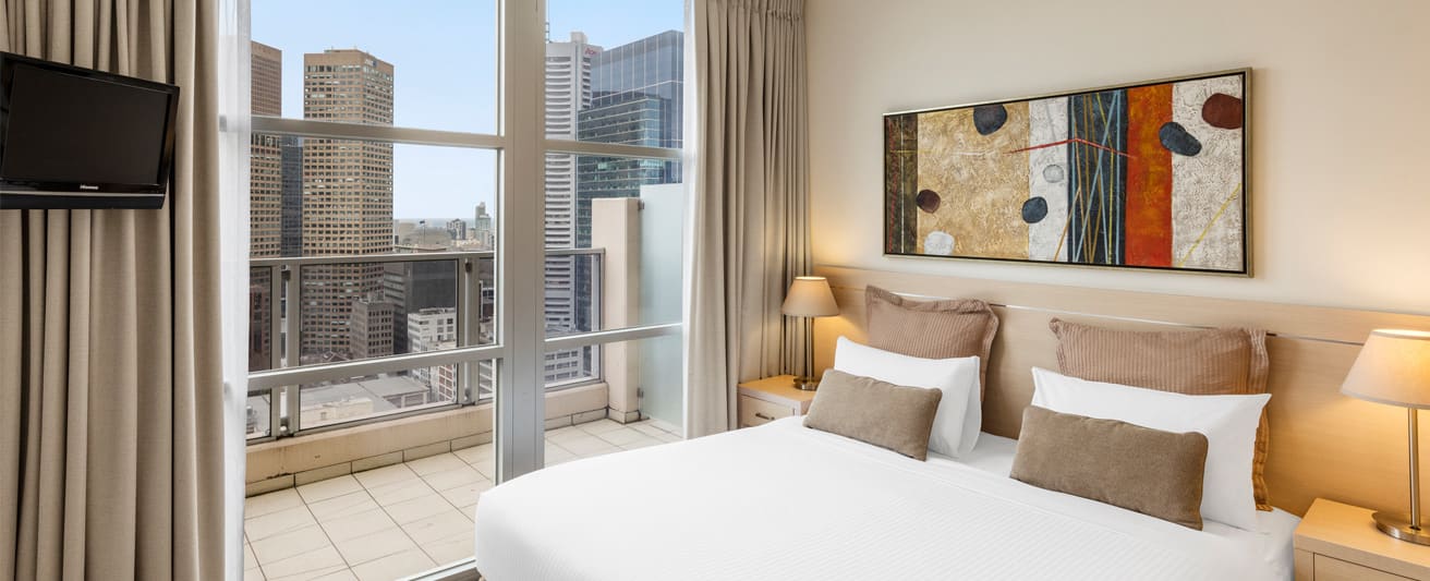 Best Hotel Deals Melbourne CBD Offers At Oaks Melbourne On Lonsdale 