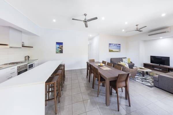 large cool open plan hotel accommodation with air con, Wi-Fi, comfortable furniture and Foxtel ideal for a family holiday in Broome, Western Australia