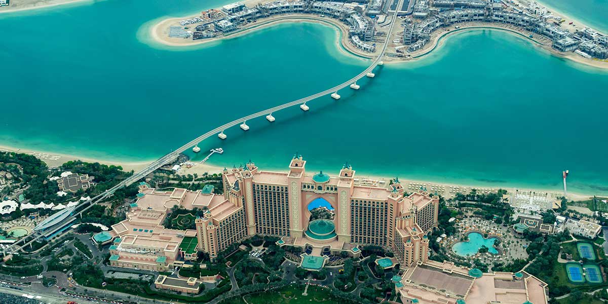 Dubai's spectacular lineup of resorts and high-end artificial islands